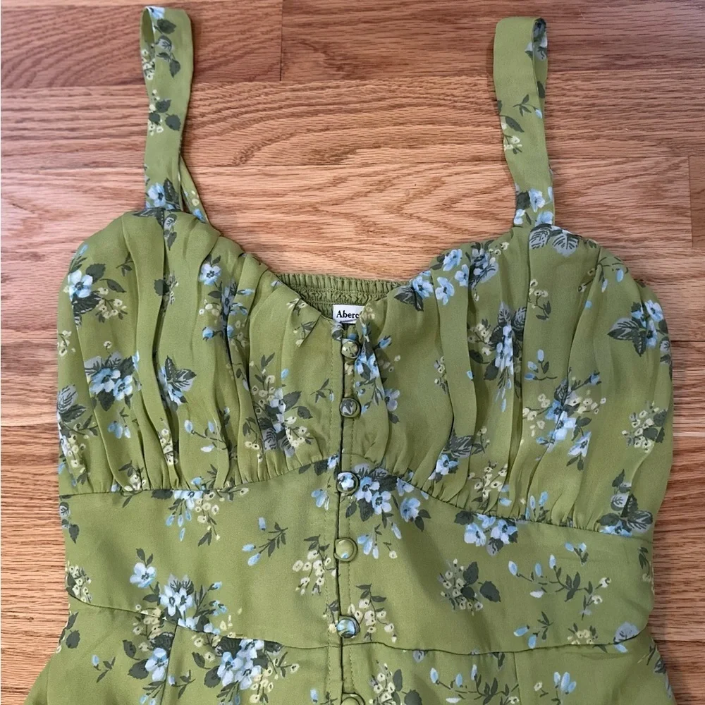 Abercrombie & Fitch Green Floral Cottagecore Maxi Dress Spaghetti Strap Size MT